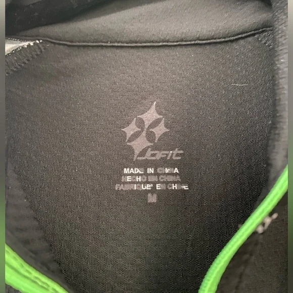 Women’s Golf Tee - Picture 2 of 2